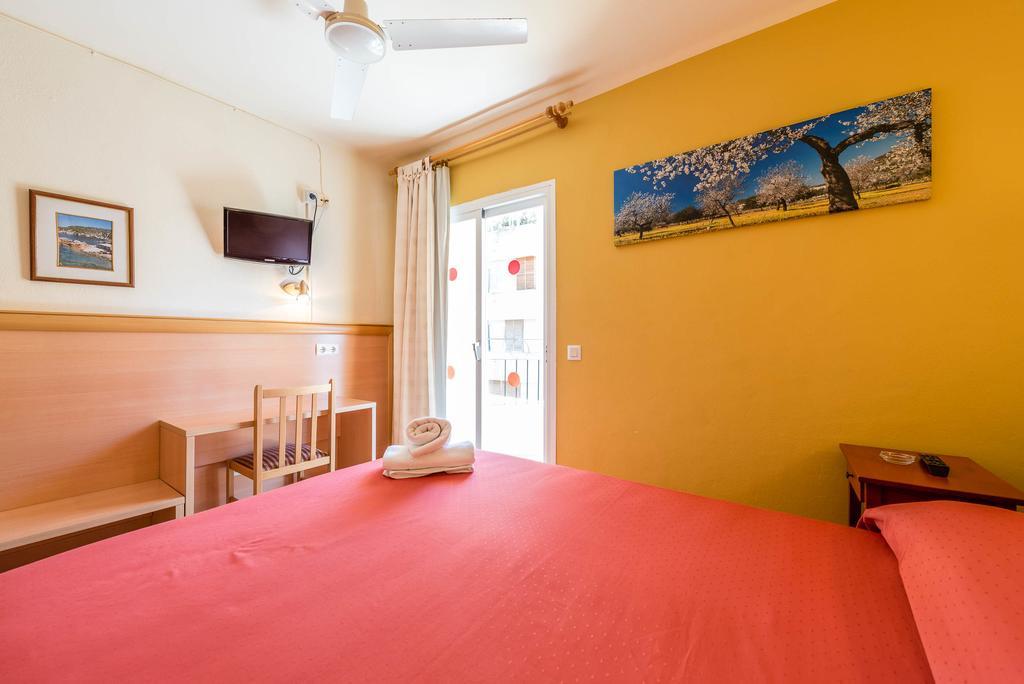 Hostal Residencia Europa Punico İbiza Kenti Dış mekan fotoğraf